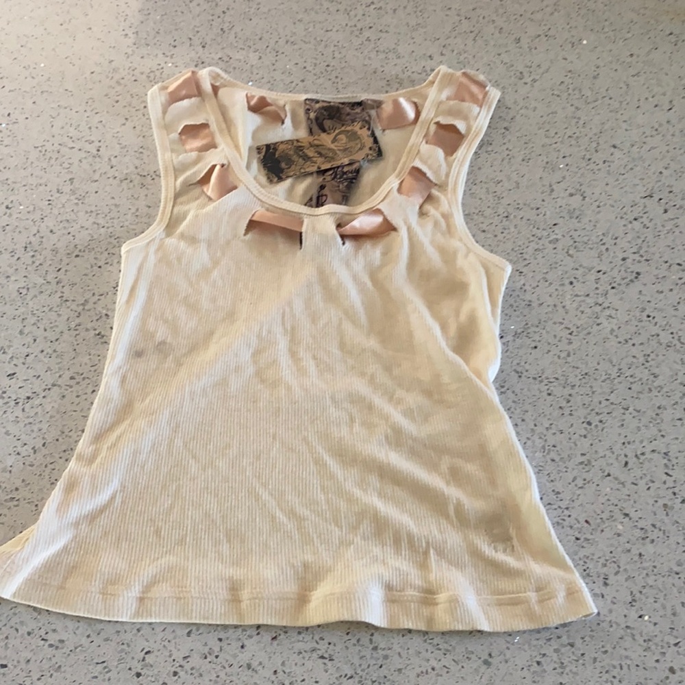 L.A.M.B ribbon tank